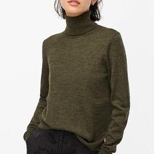 NWT J.Crew Margot turtleneck XS sweater